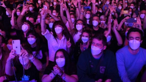 Evenimentul cu 5.000 de oameni de la Barcelona este „un succes”! Niciunul dintre aceștia nu s-a infectat cu COVID-19