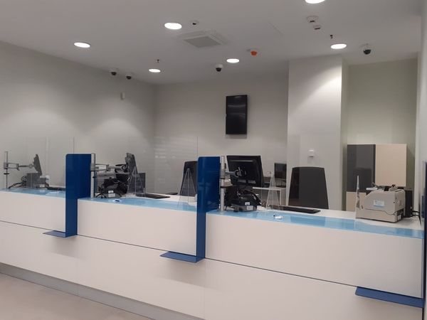 Cum lucrează băncile de 1 mai și &icirc;n zilele de Paște. Orarul complet al sucursalelor