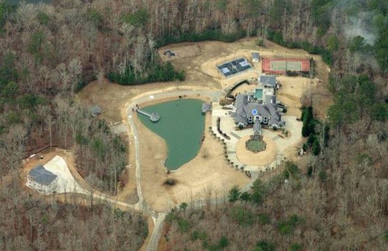 TOP 15 cele mai luxoase case deținute de rapperii americani. FOTO