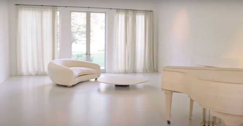 Cum arată vila lui Kim Kardashian și a lui Kanye West. Valorează 20 de milioane de dolari