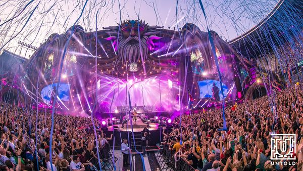 Când ar putea avea loc Untold și Neversea?! Anunțul făcut de premierul României