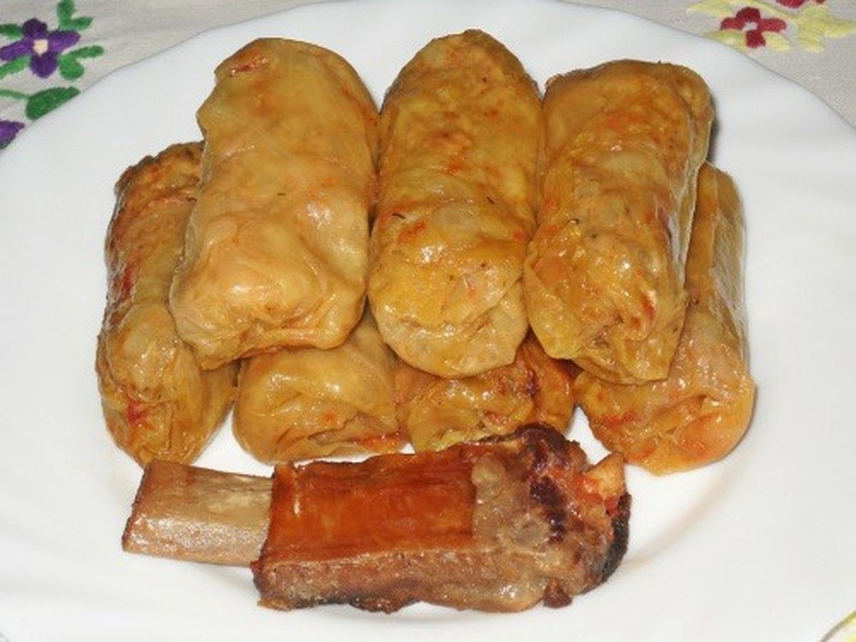 I-a reproșat soției că nu știe să facă sarmale și a fost înjunghiat