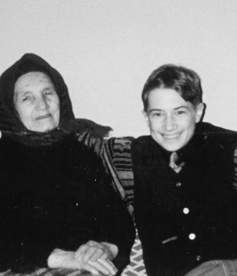 Imagini rare! Cum arăta în copilărie Mihai Bendeac, de pe vremea când era elev