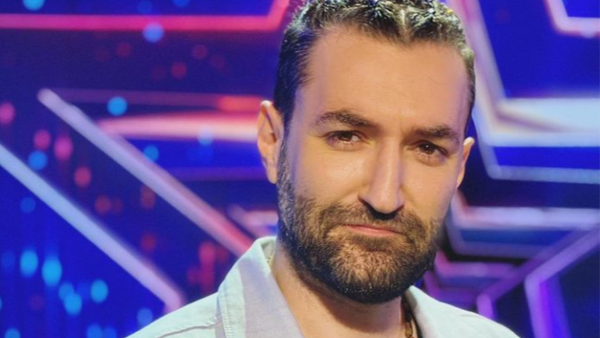 Smiley și-a publicat numărul de telefon pe rețelele sociale! Ce mesaj le-a transmis artistul fanilor