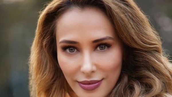 Iulia Vântur, revedere emoționantă cu mama ei! Artista s-a întors în România: „În sfârșit, după atâta vreme”