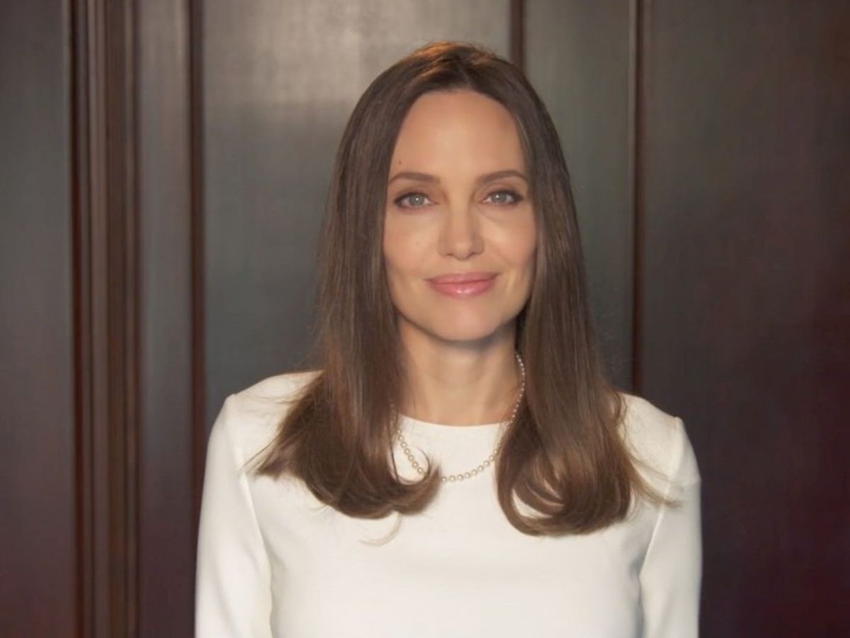 Angelina Jolie, dezvăluiri inedite despre viața ei sentimentală: „Sunt singură de mult timp”