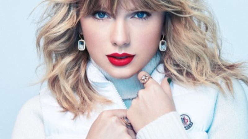 Istorie la BRIT Awards! Taylor Swift a devenit prima femeie recompensată cu trofeul Global Icon