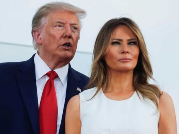 Melania și Donald Trump, surprinși &icirc;mpreună după ce s-a spus că divorțează! Ce se &icirc;nt&acirc;mplă, de fapt, &icirc;ntre cei doi