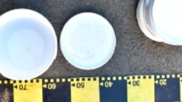 AUDIO. Gafa rușinoasă a Poliției Române, după ce au făcut percheziții în toată țara pentru a demasca traficanții de tutun: un portbagaj cu găleți goale