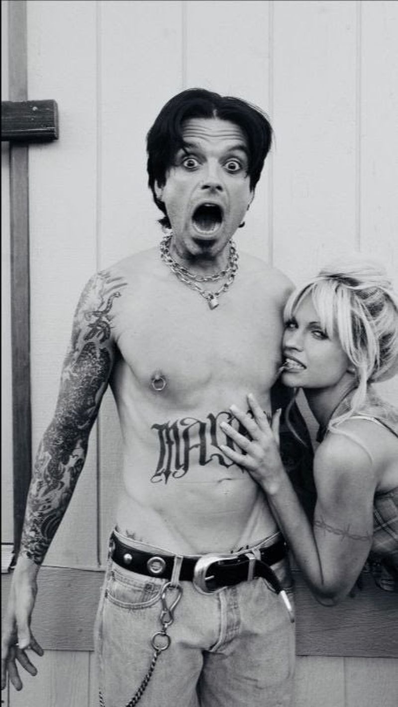 Pamela Anderson, reacție dură după ce a văzut imaginile din filmul biografic despre ea: „Este o imitație ieftină”