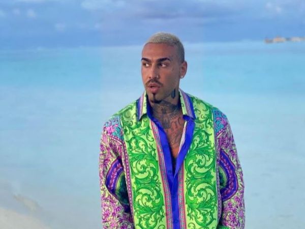 Alex Velea, de nerecunoscut! Artistul și-a făcut o schimbare &icirc;ndrăzneață de look