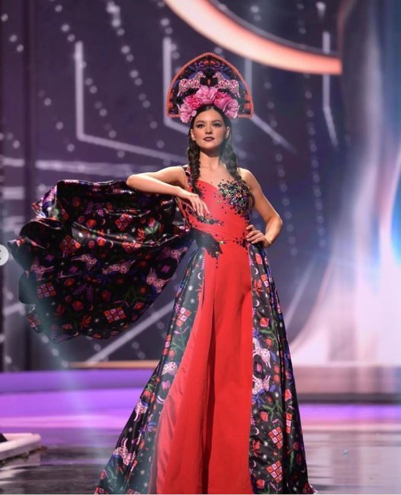 Bianca Tirsin, reprezentanta României la Miss Univers 2021, mesaj emoționant: „Această realizare o dedic familiei și României”