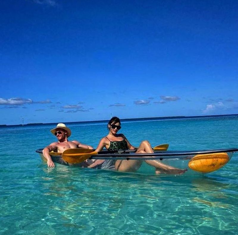 Kerem Bürsin și Hande Erçel au recunoscut că formează un cuplu: „Lucrurile au evoluat și a început relația noastră de dragoste”