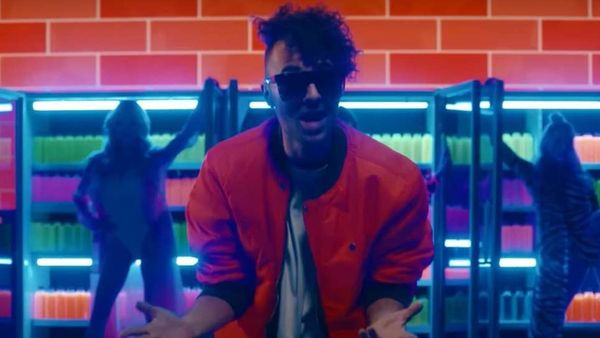 Fly Project a lansat videoclipul piesei &bdquo;Millerba&rdquo;