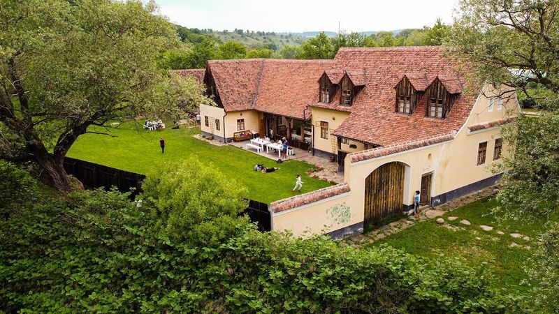 Cele mai inedite 5 cazări din România. Au ceva special ce nu găsești în altă parte