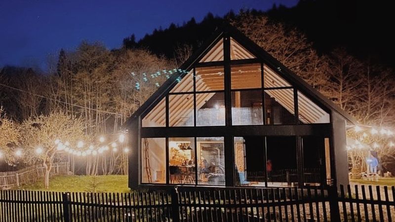 TOP 5 cele mai frumoase cabane de &icirc;nchiriat la munte