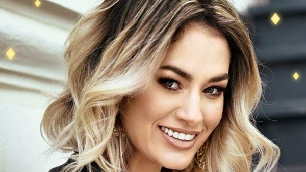 Feli a lansat imnul Marii Sărbători a Prințeselor Disney