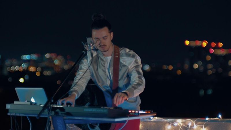 Noul Trend pe Tik Tok: Manele în Engleză. Cum a pornit acest challenge