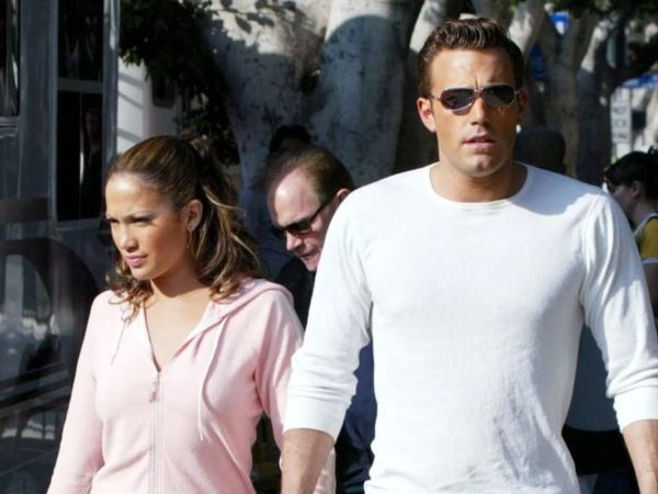 Jennifer Lopez și Ben Affleck s-au mutat deja &icirc;mpreună! Cum au fost surprinși cei doi