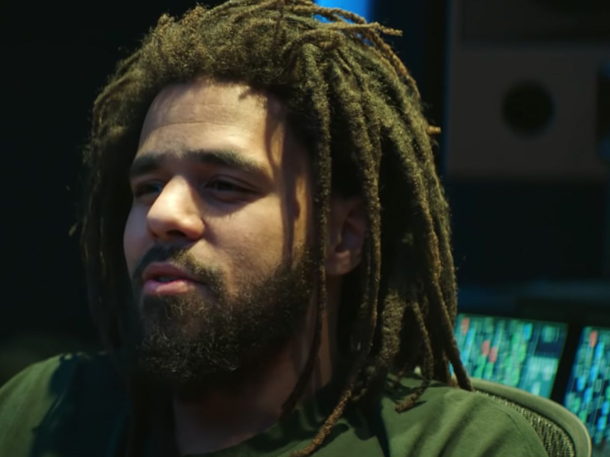 J. Cole a lansat &bdquo;Applying Pressure&rdquo;