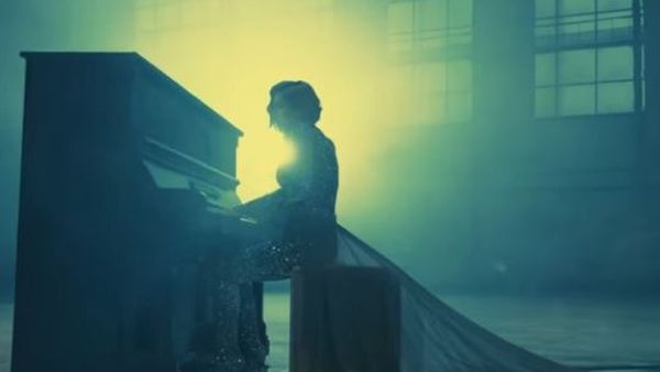 Adda lansează „Tramvaiul Sfârșitului” (Povestea Continua), o variantă acustică a piesi „Tramvaiul 23”