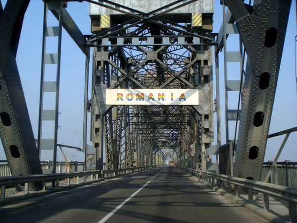 Cum se plătește și c&acirc;t costă taxa de pod &icirc;ntre Giurgiu și Ruse