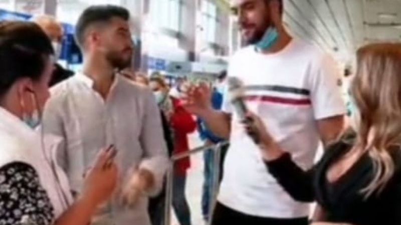 Culiță Sterp și Mama Geta, &icirc;n lacrimi la aeroport! Faimosul a ajuns acasă &icirc;n urmă cu puțin timp