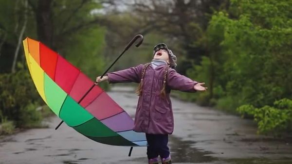 De 1 iunie, Voltaj a lansat piesa „Copile”: „A fost scrisă pentru copiii noștri”