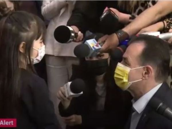 Ziua Porților deschise pentru copii la Parlament. O fetiță i-a spus lui Ludovic Orban că ar vrea să ajungă pe Lună