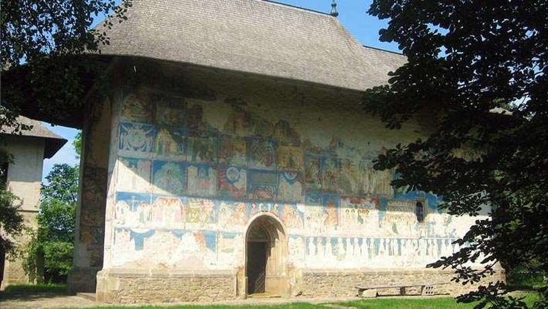 Cele mai frumoase şapte mănăstiri pe care să le vizitezi în Moldova