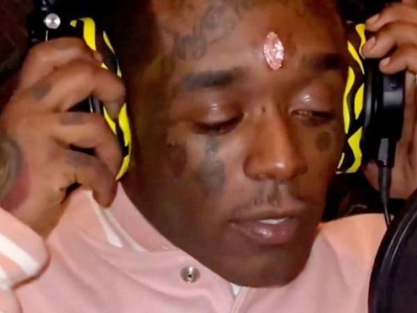 Rapperul Lil Uzi Vert a renunțat la diamantul de 24 de milioane de dolari