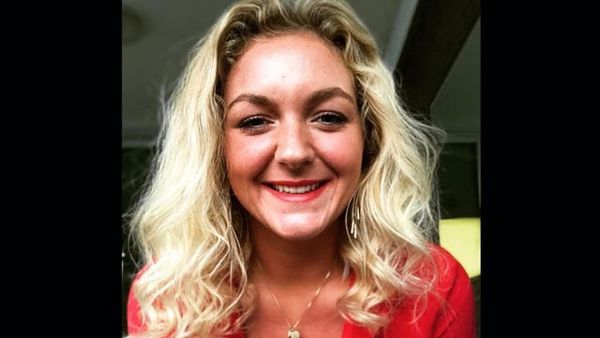 O jurnalistă devodată! A făcut sex &icirc;n timp ce lua interviuri &icirc;ntr-un club de swingeri: &bdquo;Pentru mine e foarte natural&rdquo;