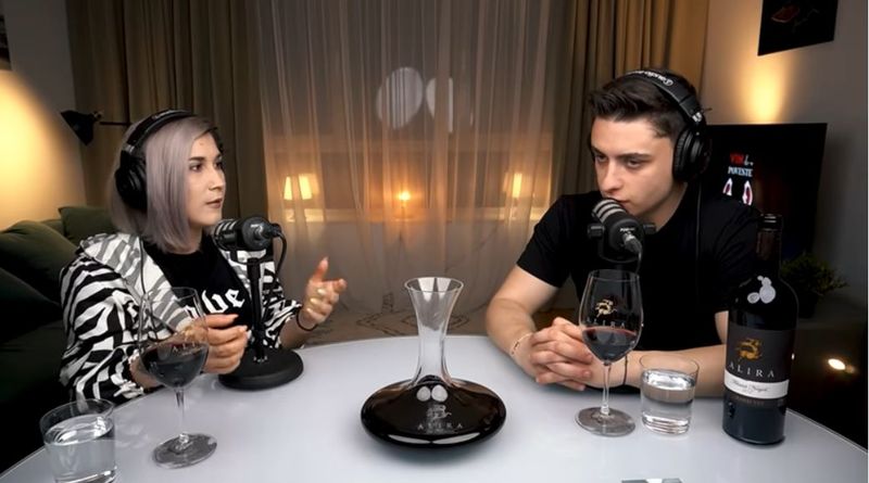 Cum a ajuns Adda virală pe YouTube înainte de a se lansa în muzică