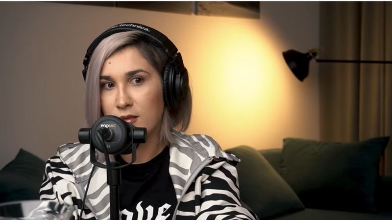 Cum a ajuns Adda virală pe YouTube înainte de a se lansa în muzică