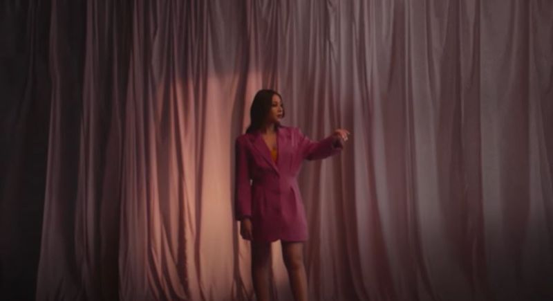 Nicole Cherry a lansat piesa „Scrie-mi pe suflet”