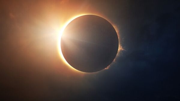 Eclipsă de Soare, 10 iunie! De la ce oră și de unde se poate vedea