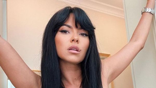 INNA, fotografie de 100.000 de aprecieri! Artista s-a pozat super hot