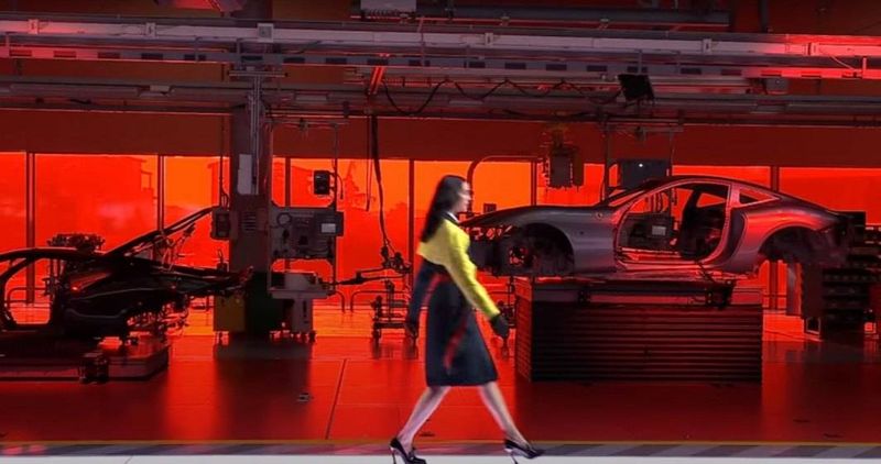 Ferrari, prima sa colecție de modă vestimentară