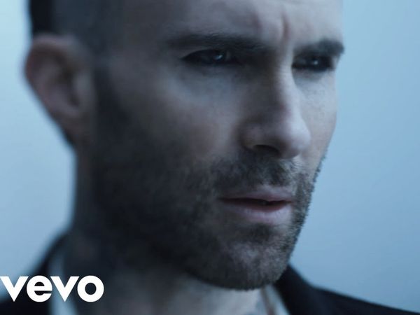 Maroon 5 a lansat videoclipul piesei &bdquo;Lost&rdquo;