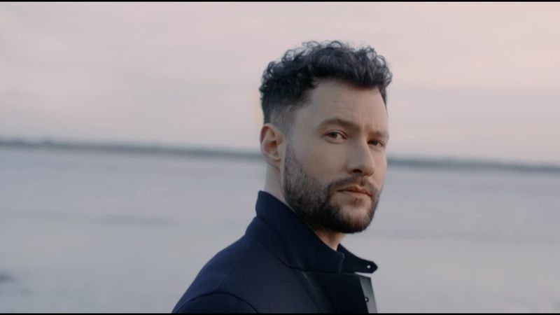 Calum Scott a lansat piesa „Biblical”
