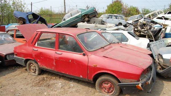 Cum se face, de fapt, predarea auto la centrele REMAT. Ce acte sunt necesare și care e procesul