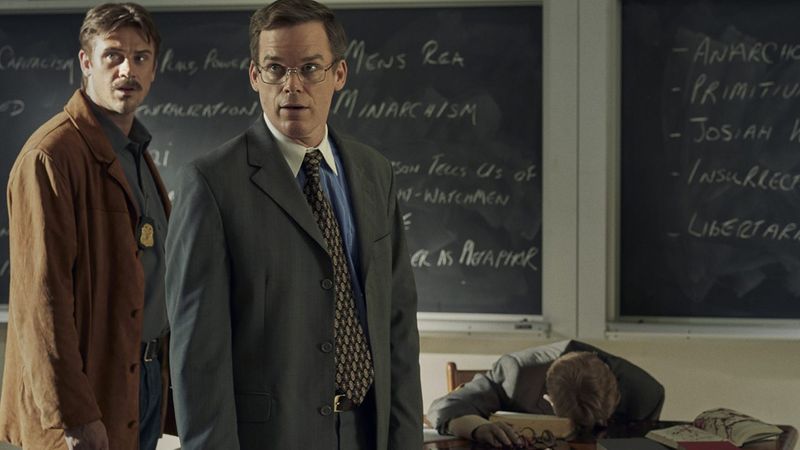 TOP 10 filme polițiste pline de suspans pe care le poți vedea pe Netflix