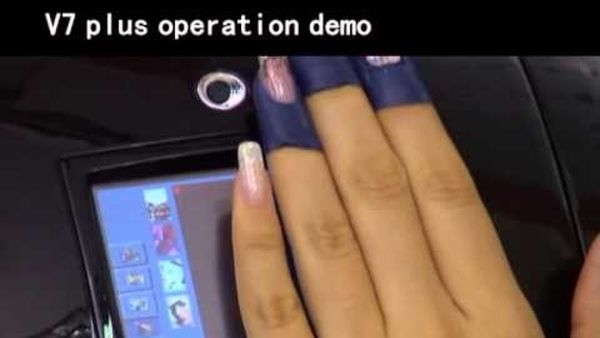 AUDIO Scularea! S-a inventat robotul care îți face unghiile