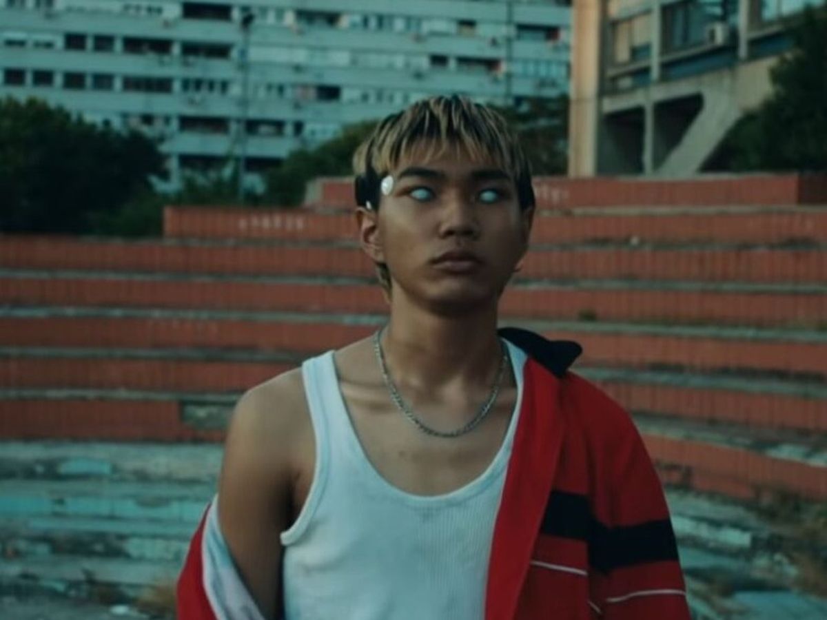 Bastille a lansat piesa „Distorted Light Beam”