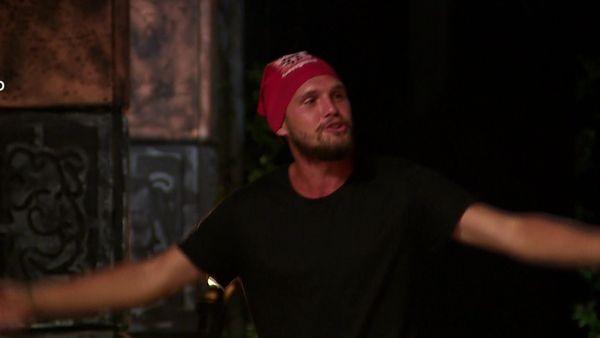 Ștefan Ciuculescu de la Survivor Rom&acirc;nia a ajuns &icirc;n țară! Primele declarații de la aeroport