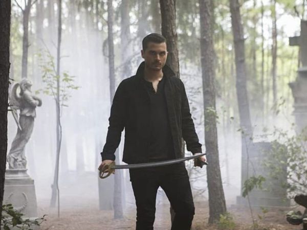 Michael Malarkey, protagonistul serialului &bdquo;The Vampire Diaries&rdquo;, vine la București