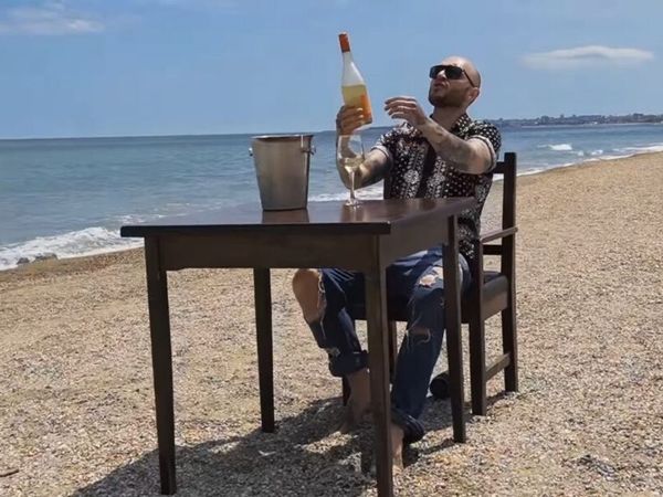 Cătălin Bordea și Jean Gavril au lansat &bdquo;Nebun după tine&rdquo;