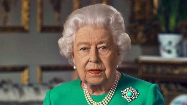 Regina Elisabeta a II-a, gest neașteptat pentru prințul Harry și Meghan Markle