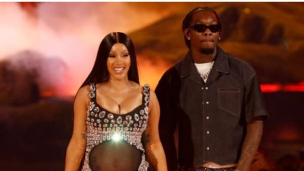 Cardi B este însărcinată cu al doilea copil! A dat marea veste la premiile BET