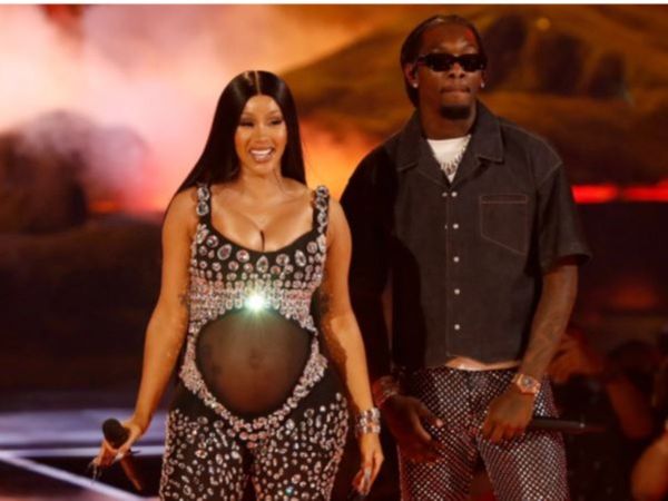 Cardi B este &icirc;nsărcinată cu al doilea copil! A dat marea veste la premiile BET